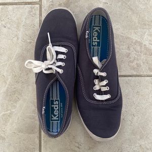 Keds Blue & White Sneakers 7.5